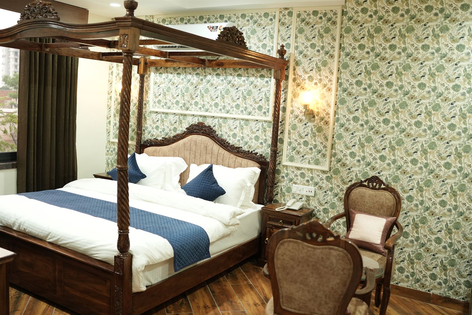 Elaaka Grand Presidential Suite - View 3
